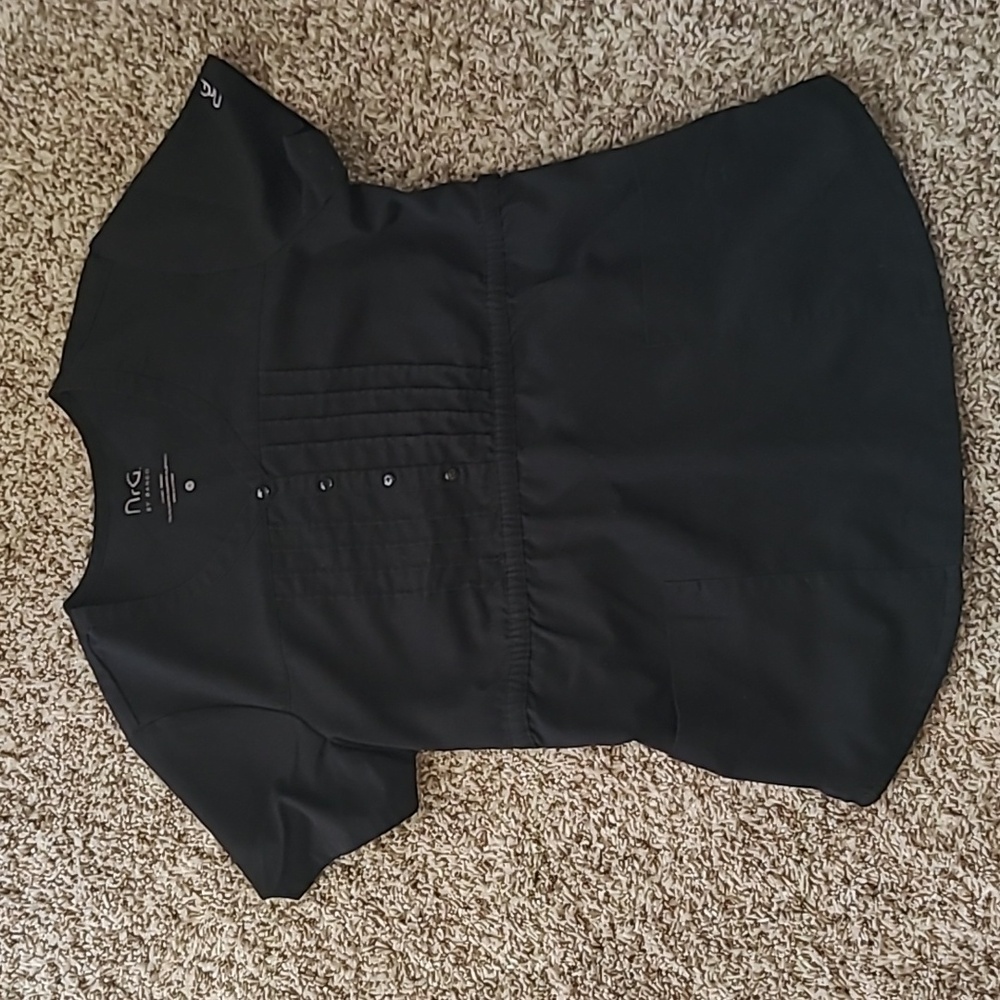 NRG by Barco black scrub top in small